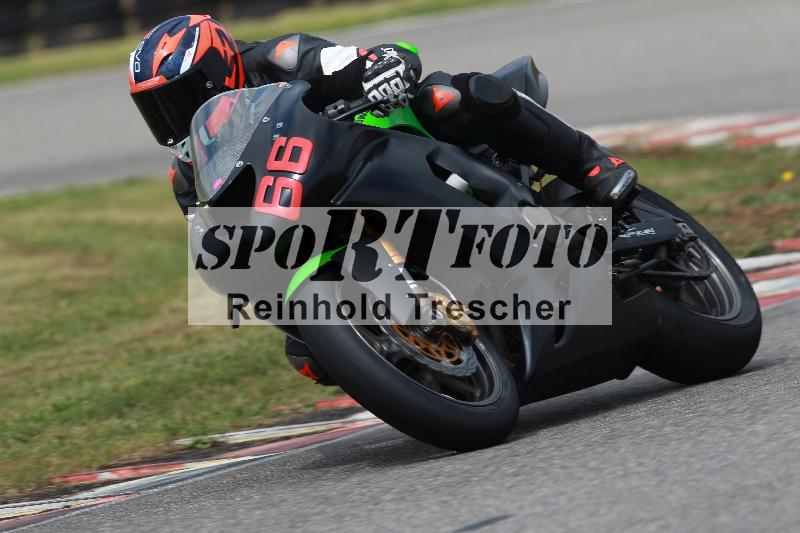 Archiv-2022/13 25.04.2022 Plüss Moto Sport ADR/Freies Fahren/66